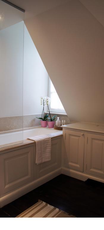 Guest House La Maison Chantecler Uccle Zimmer foto
